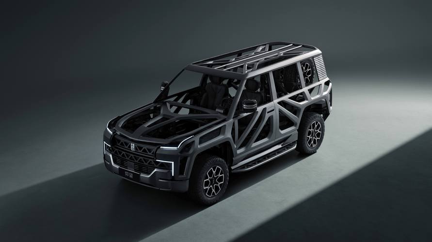 成都121仰望U8硬派越野的科技魅力，国能汽车对传统燃油车市场的冲击